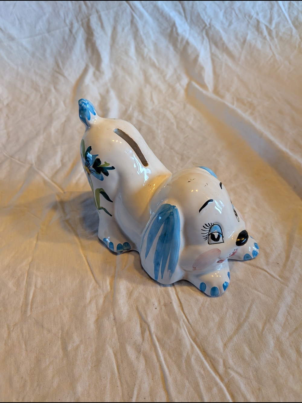 2/40$ Vintage White and Blue Ceramic Puppy Bank